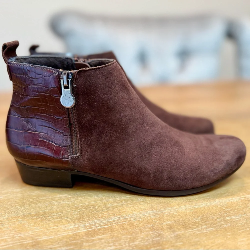 Munro Women’s Lexi Brown Suede/Croco Bootie Comfort Water Resistant Sz 7.5‎